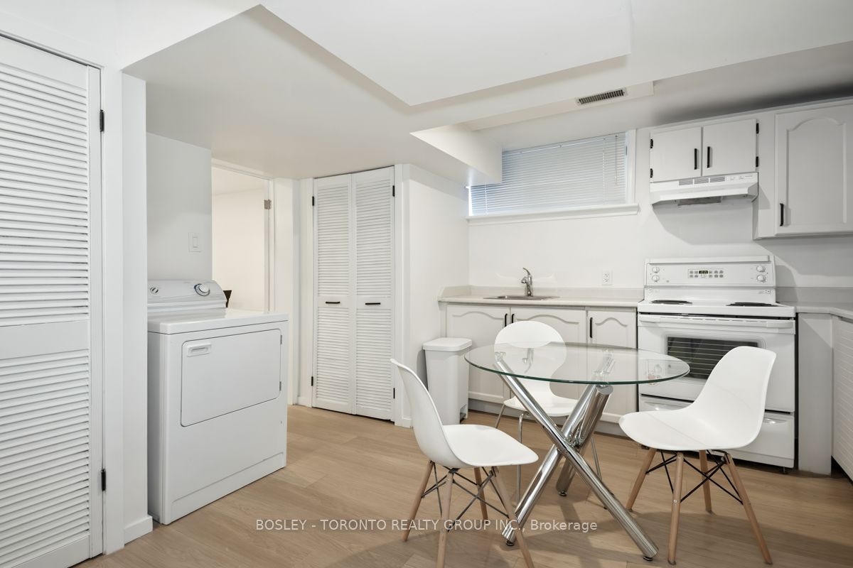 146 Earlscourt Avenue Lower Property Photo 16