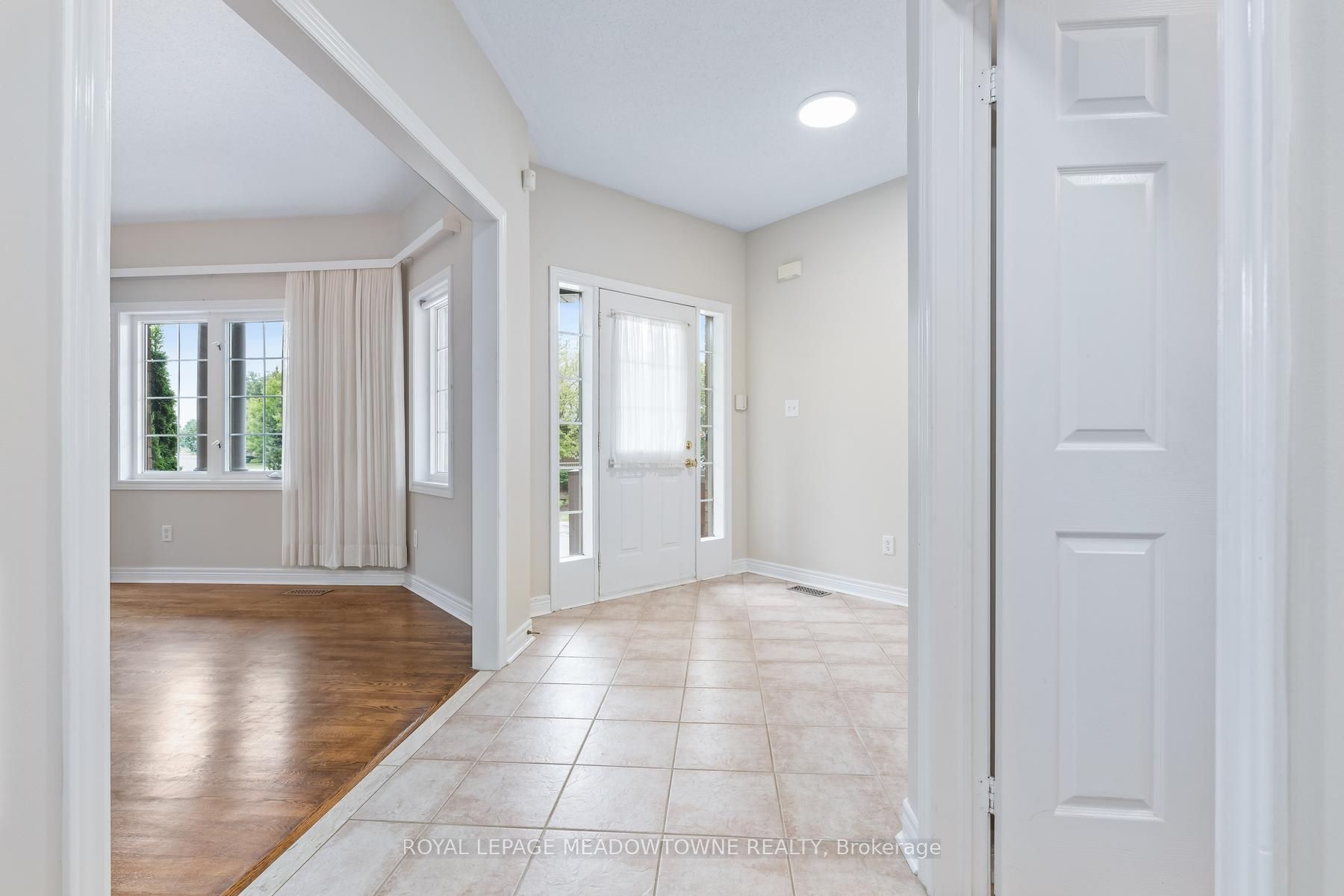 10 Orchard Park Gate Property Photo 3