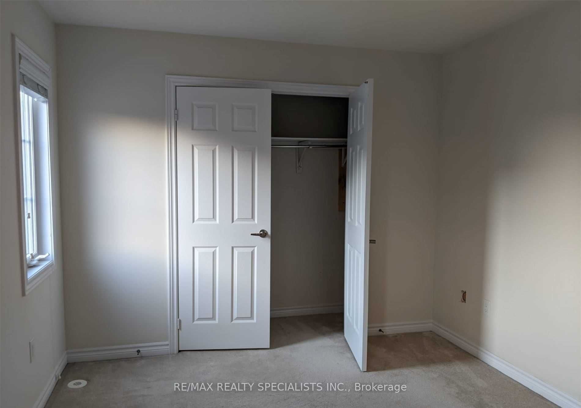 200 Veterans Drive 115 Property Photo 10