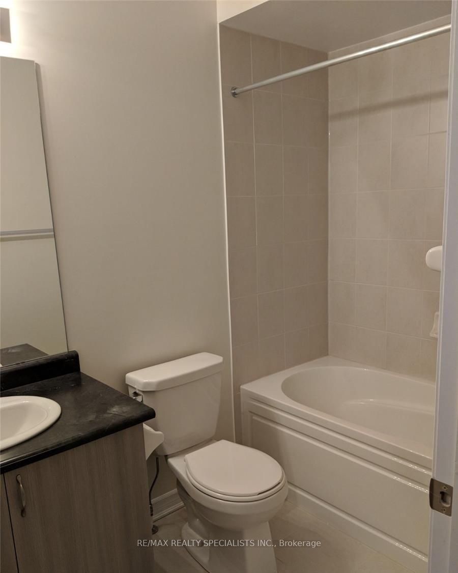 200 Veterans Drive 115 Property Photo 15
