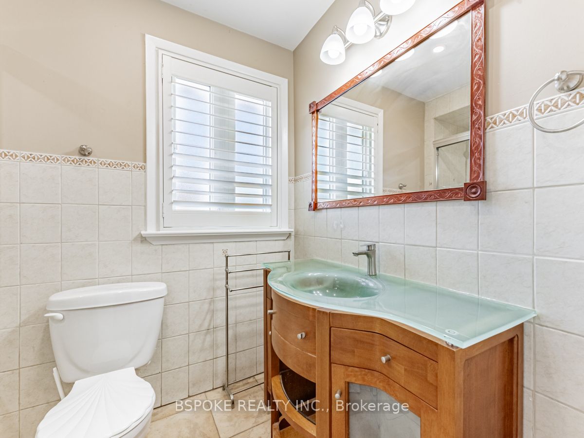 252 Thistle Down Boulevard Upper Property Photo 23