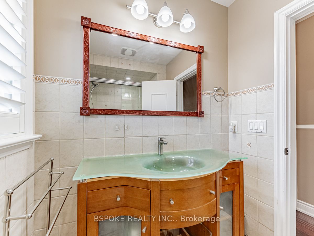 252 Thistle Down Boulevard Upper Property Photo 24