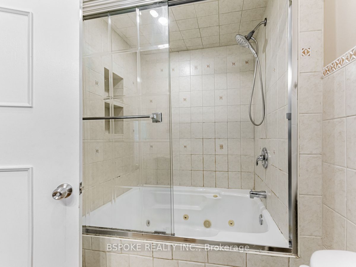 252 Thistle Down Boulevard Upper Property Photo 25