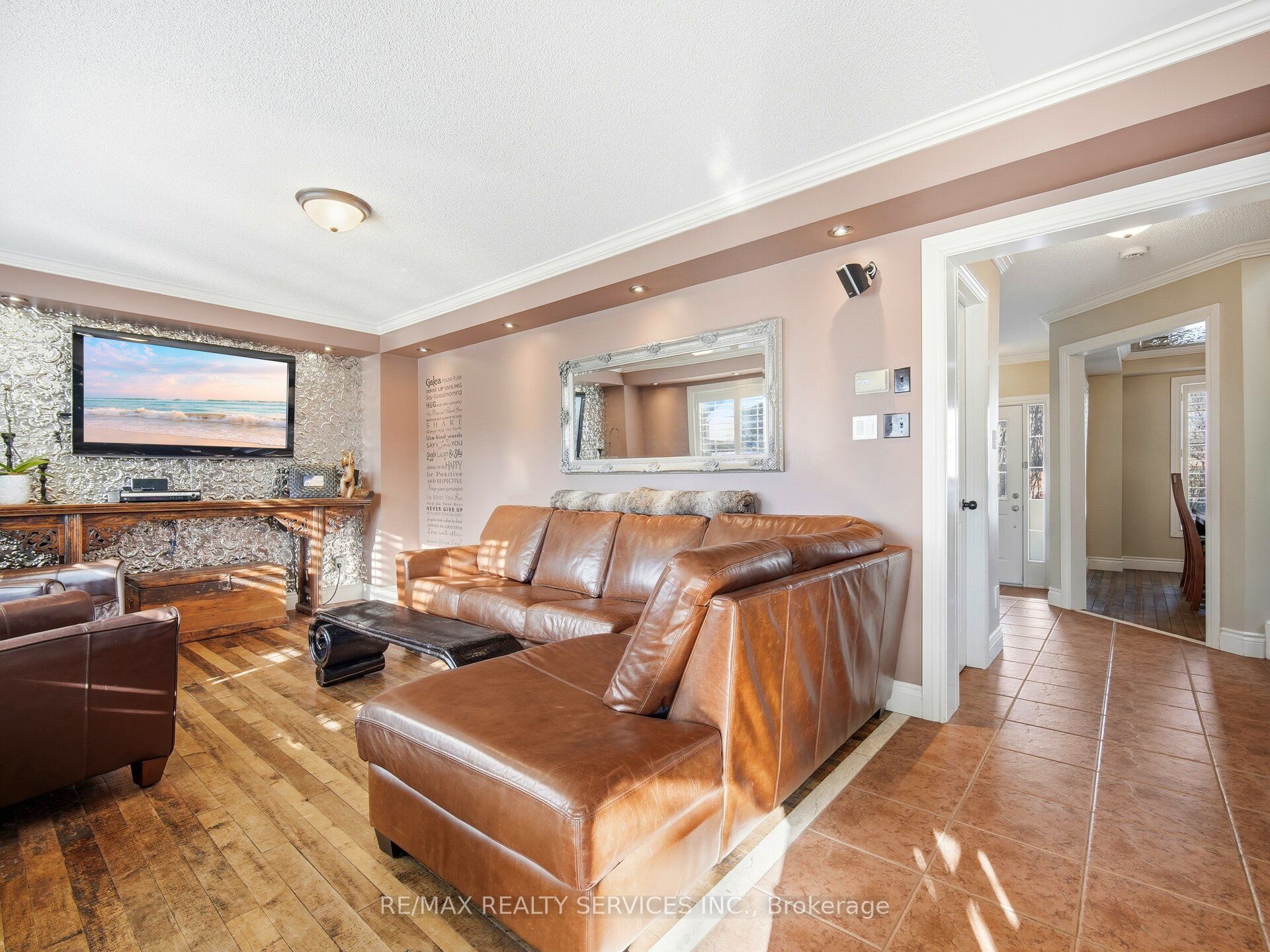 1131 Zimmerman Crescent Property Photo 6