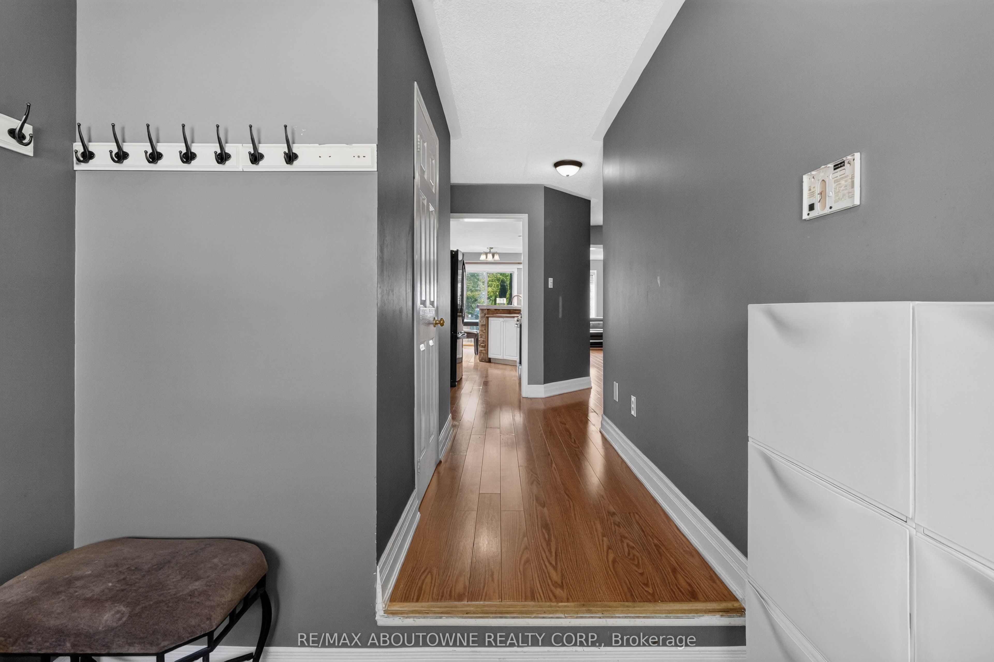 5233 Thornburn Drive Property Photo 4
