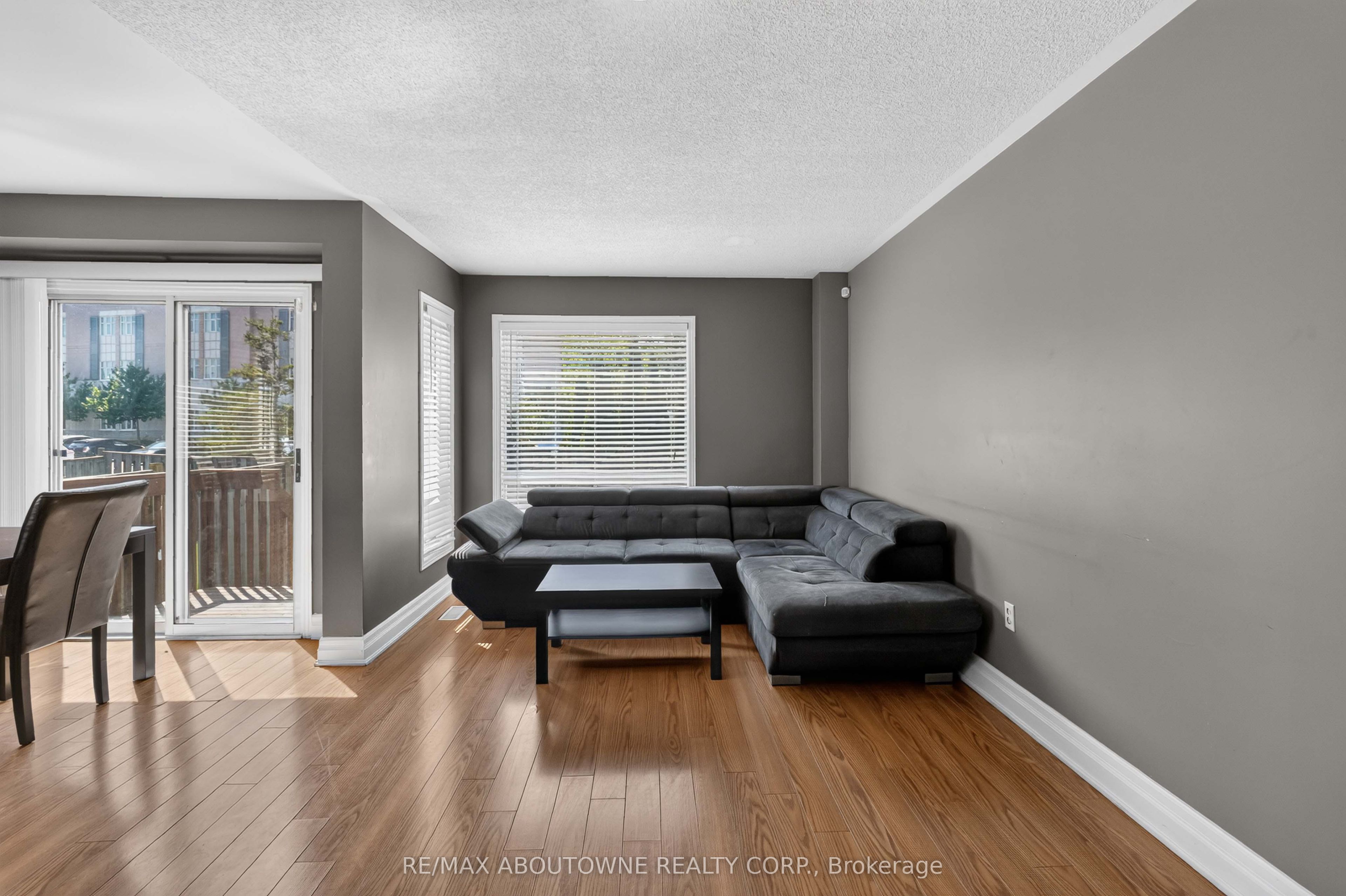 5233 Thornburn Drive Property Photo 12