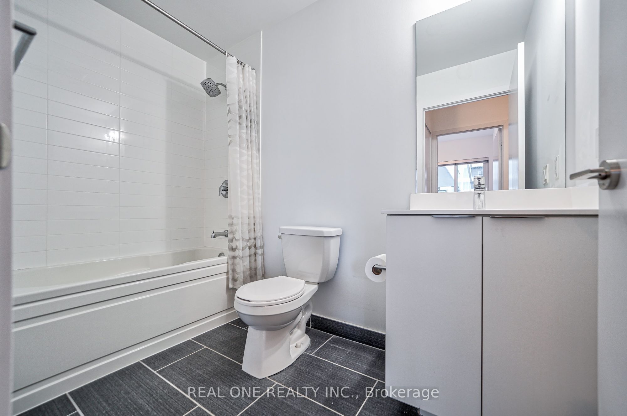 30 Shore Breeze Drive 231 Property Photo 16