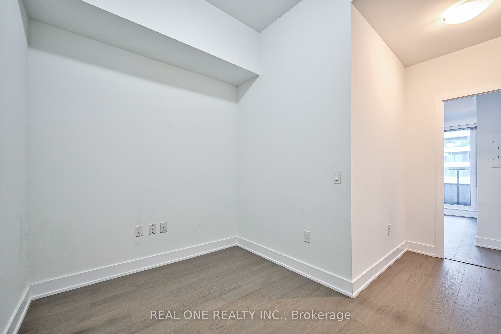 30 Shore Breeze Drive 231 Property Photo 22