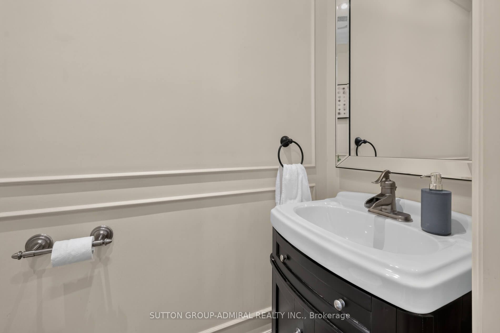 63 Westbury Crescent Property Photo 12