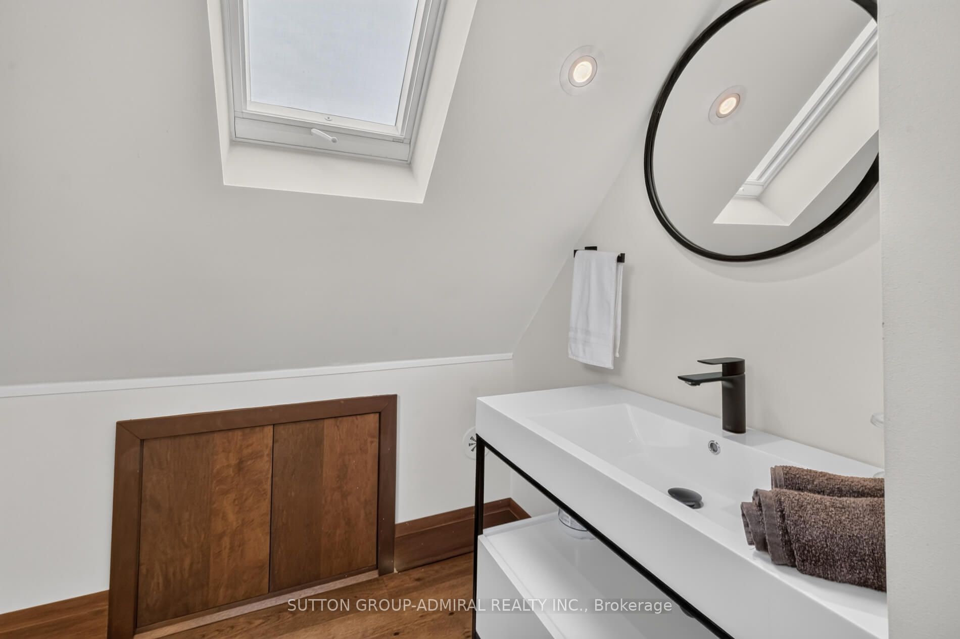 63 Westbury Crescent Property Photo 25