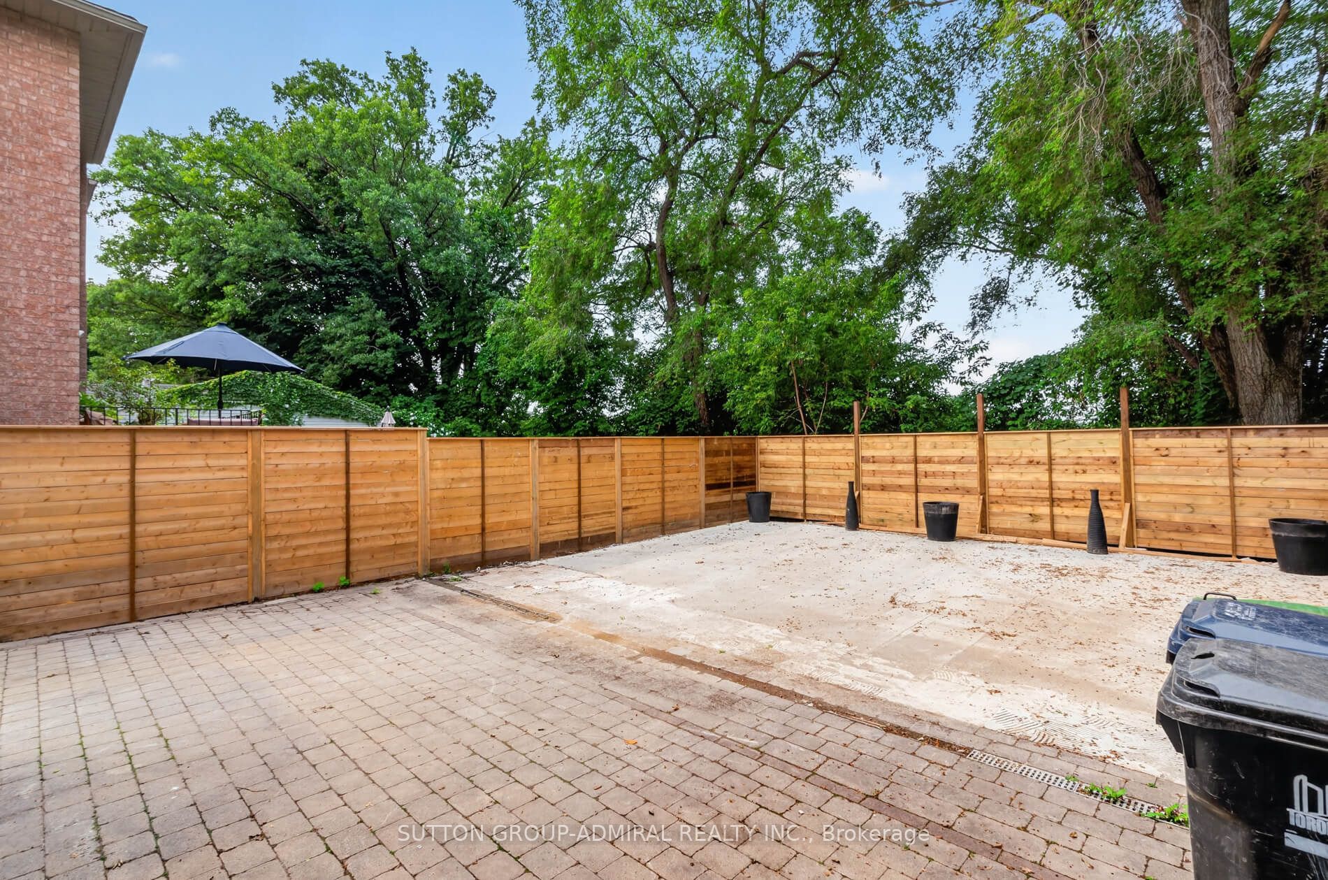 63 Westbury Crescent Property Photo 40