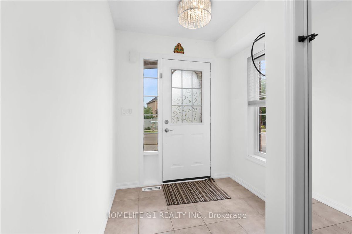 70 Tarquini Crescent Property Photo 4