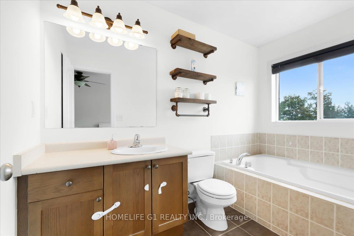 70 Tarquini Crescent Property Photo 21