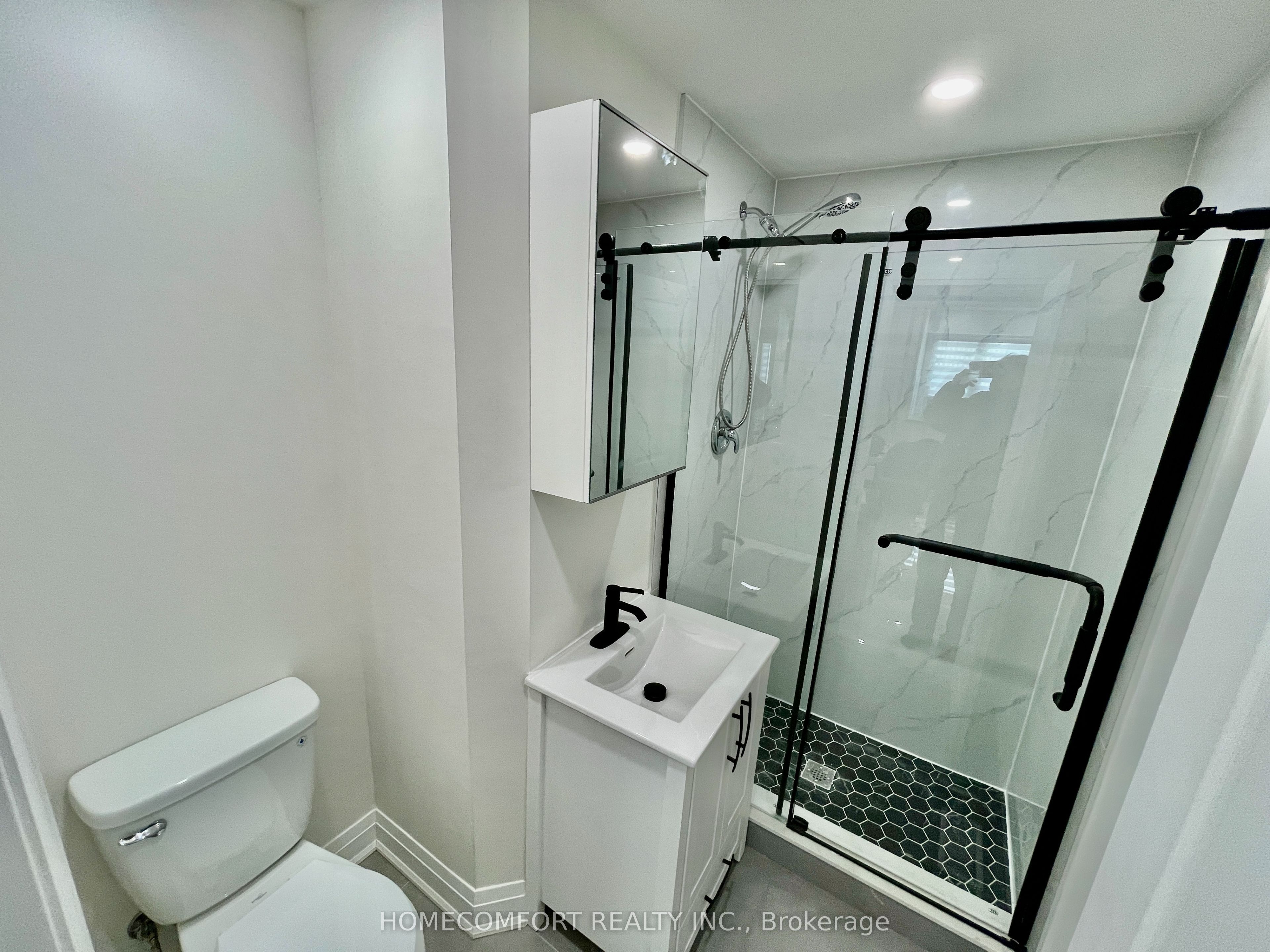 20 St Clair Gardens Main Property Photo 15