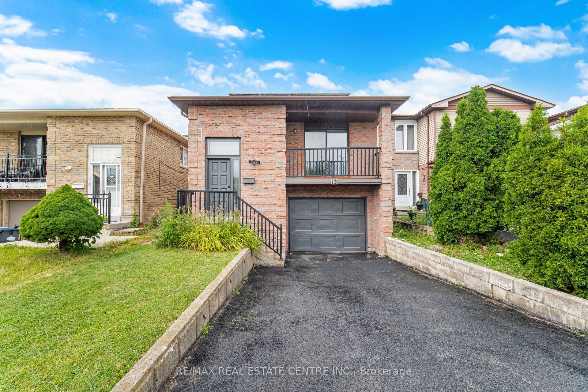 13 Dafoe Crescent Property Photo 1