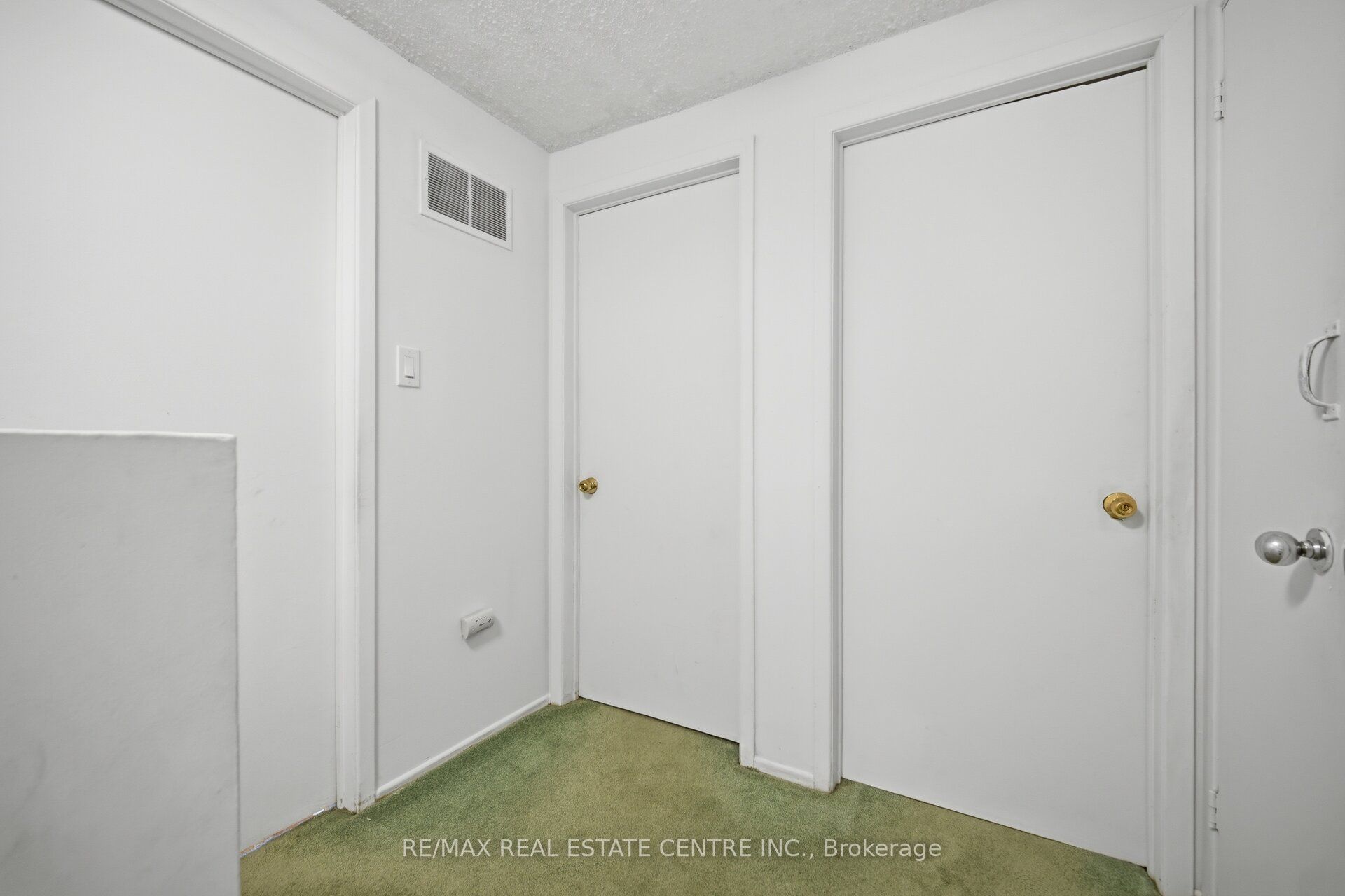 13 Dafoe Crescent Property Photo 20