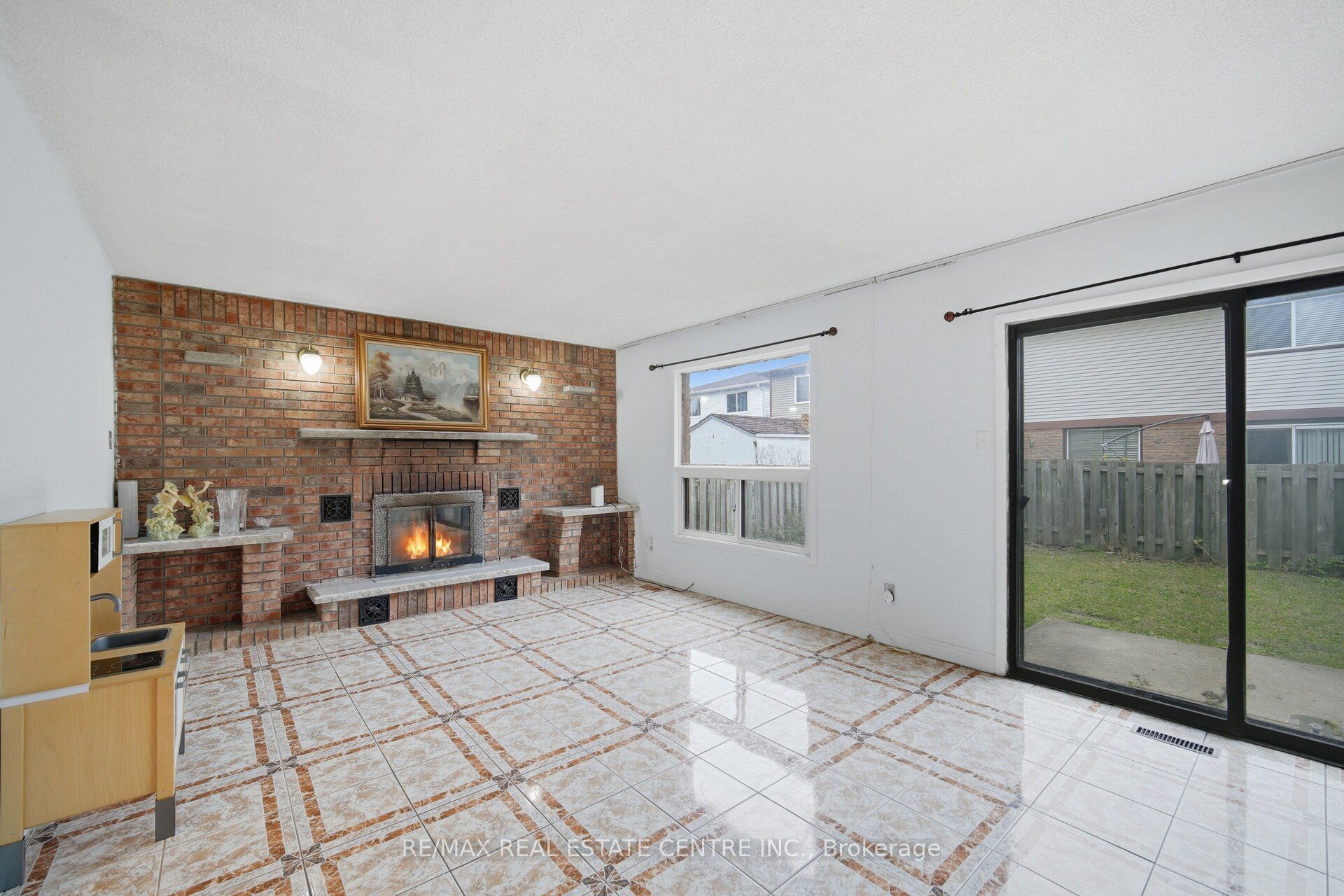 13 Dafoe Crescent Property Photo 34