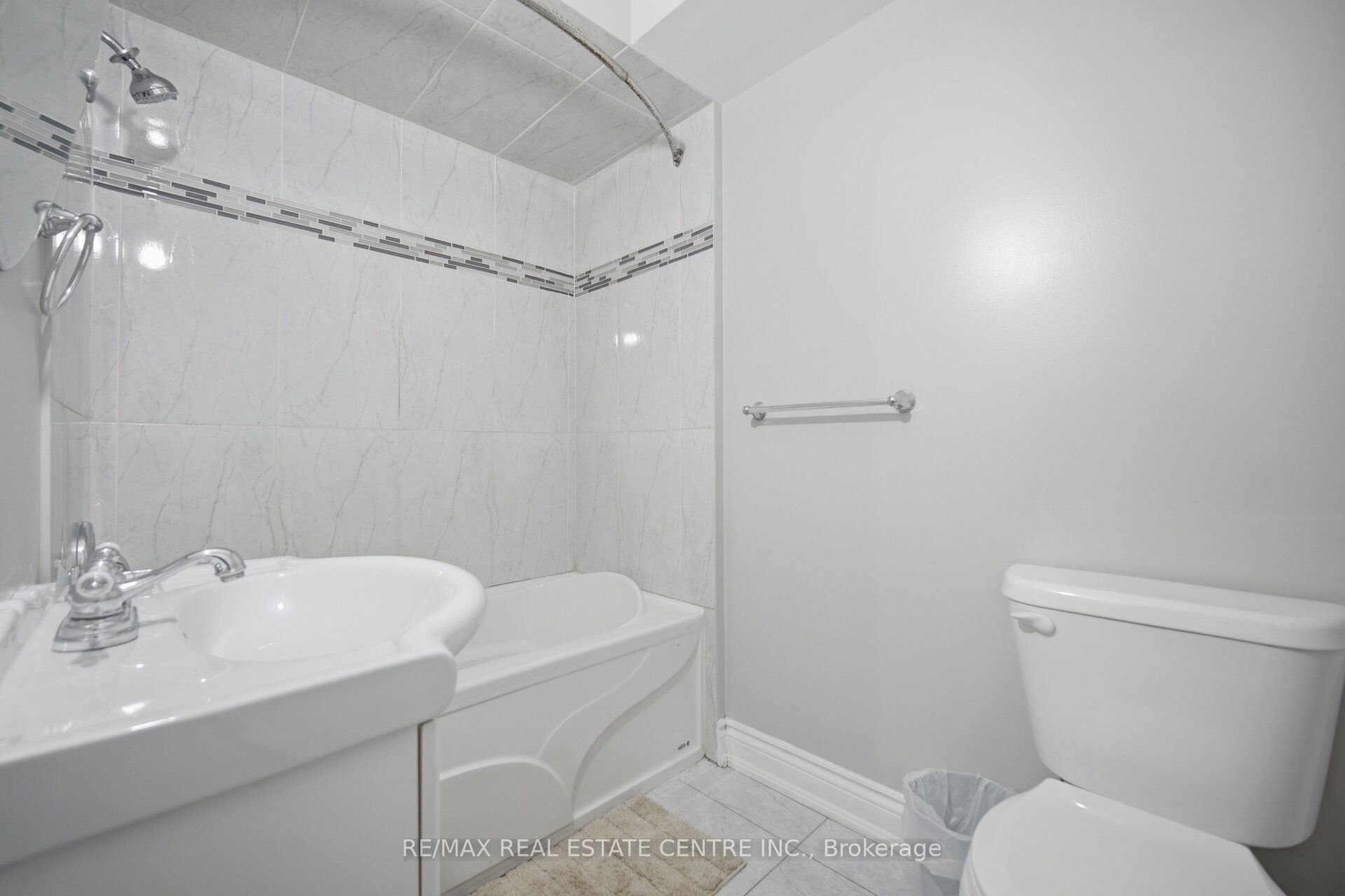 13 Dafoe Crescent Property Photo 39