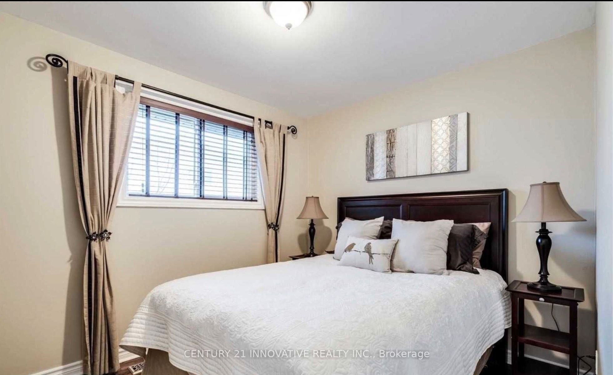 586 Chamberlain Road Property Photo 8