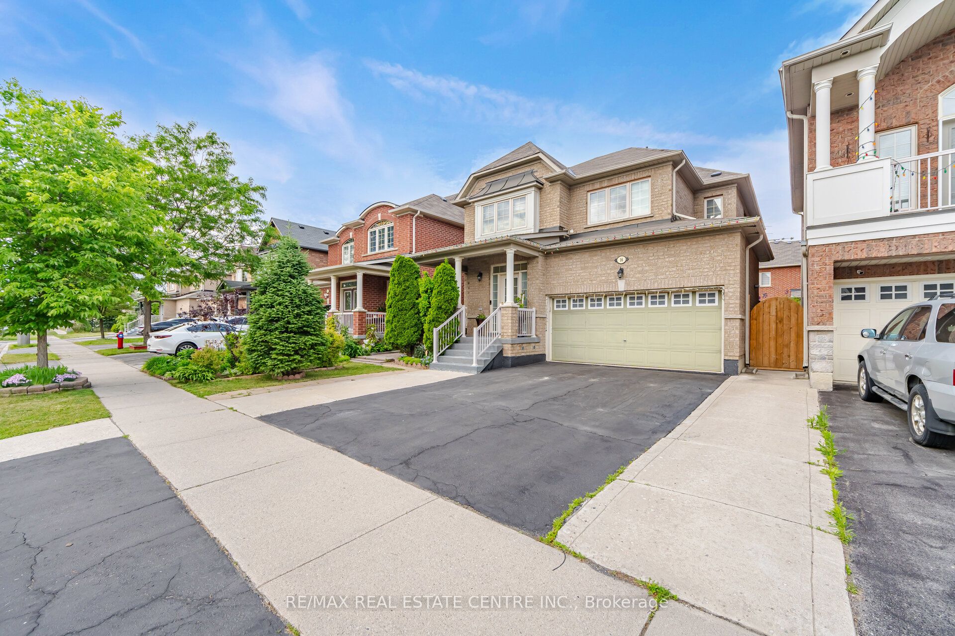 16 Gamson Crescent Property Photo 3