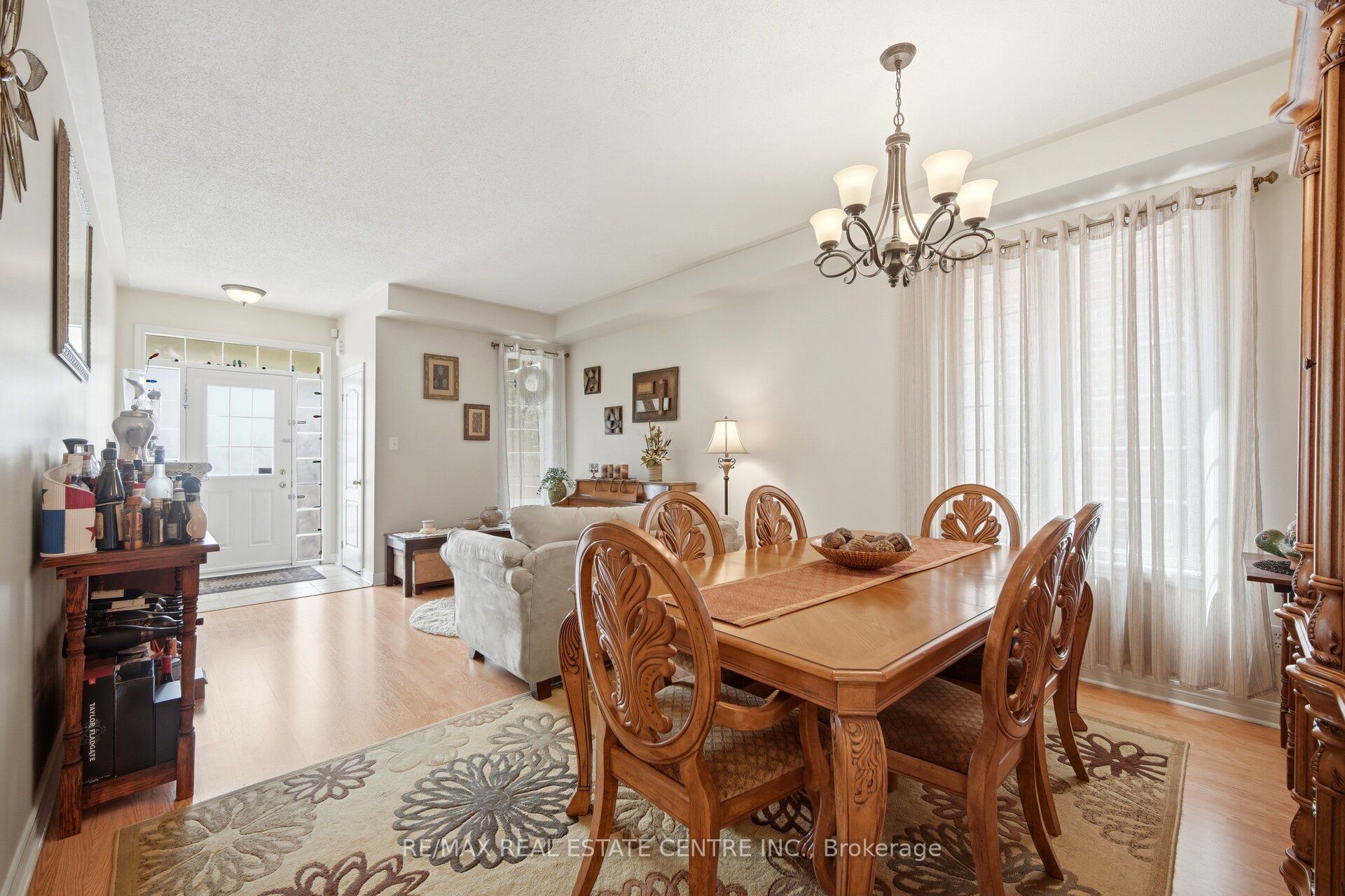 16 Gamson Crescent Property Photo 9