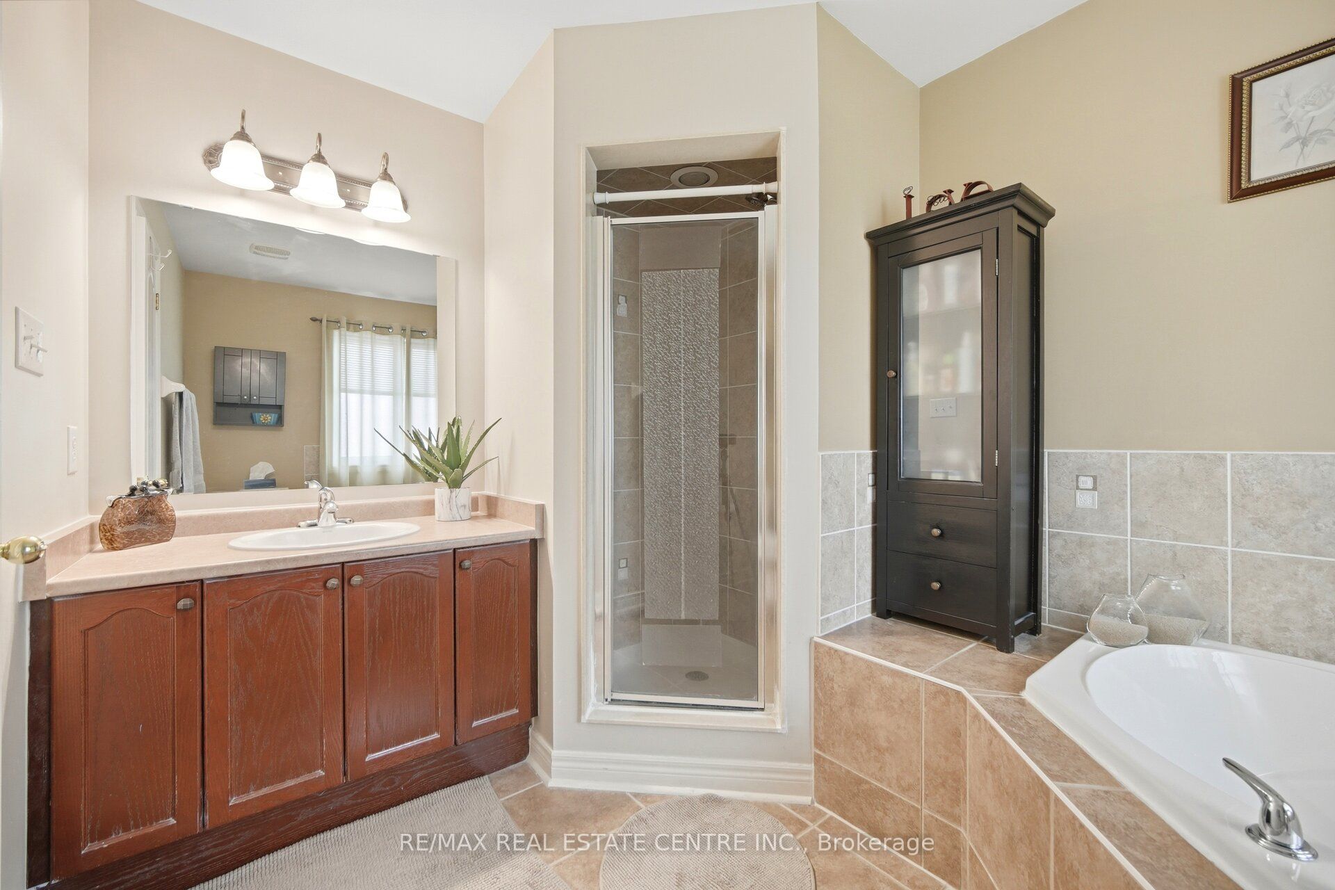 16 Gamson Crescent Property Photo 25