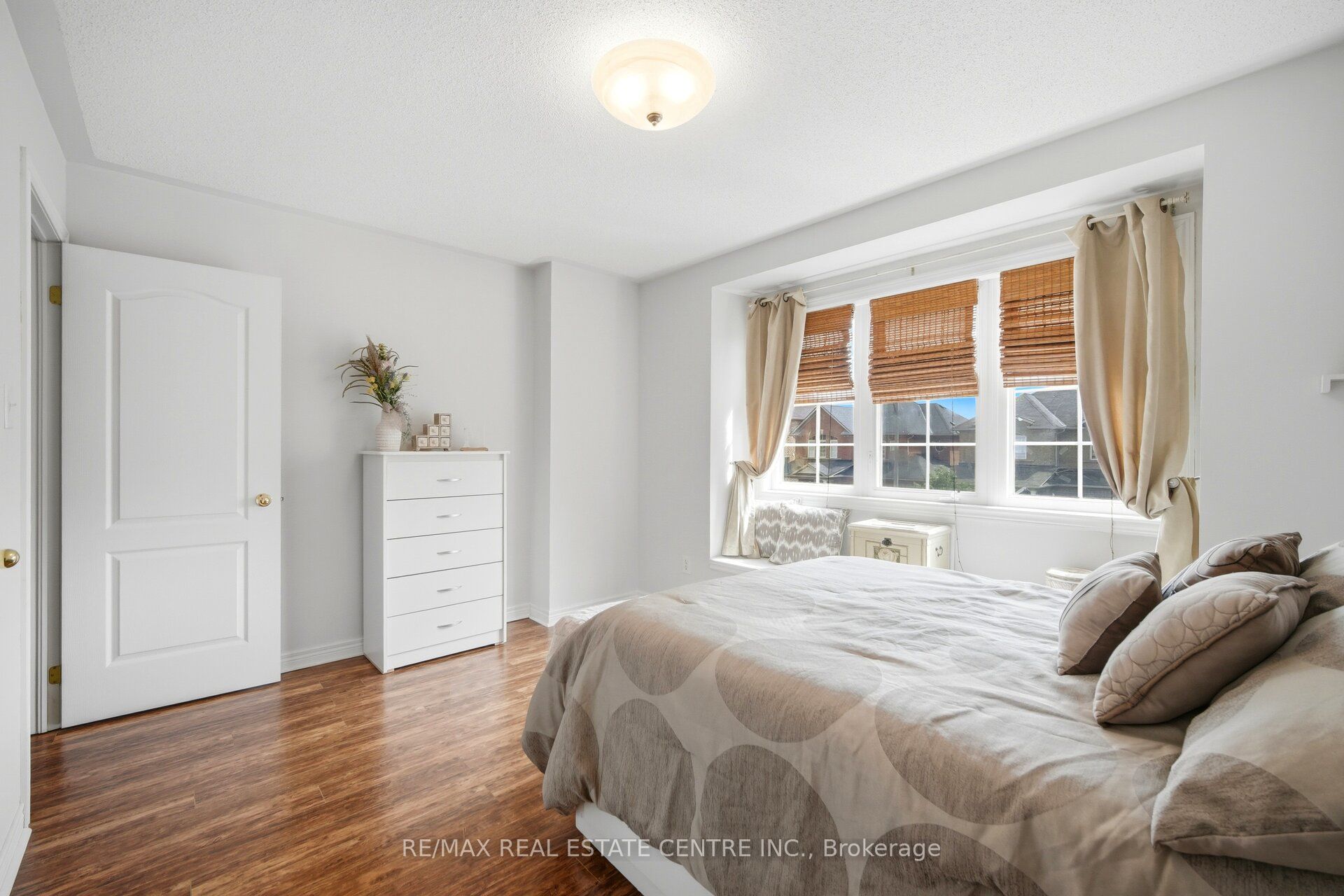 16 Gamson Crescent Property Photo 31
