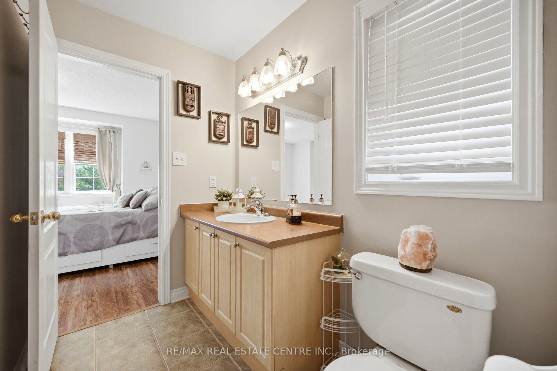16 Gamson Crescent Property Photo 32