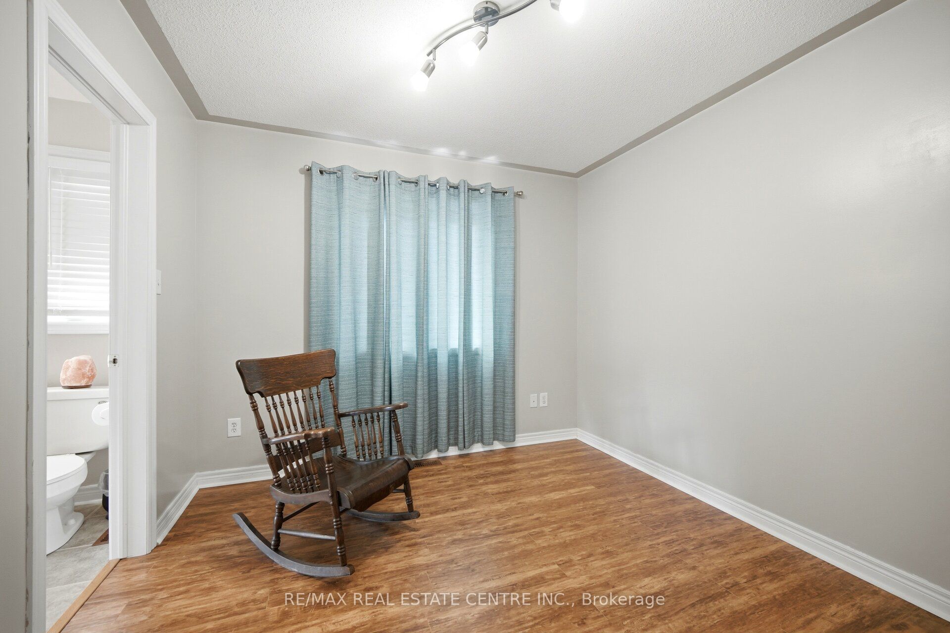 16 Gamson Crescent Property Photo 35
