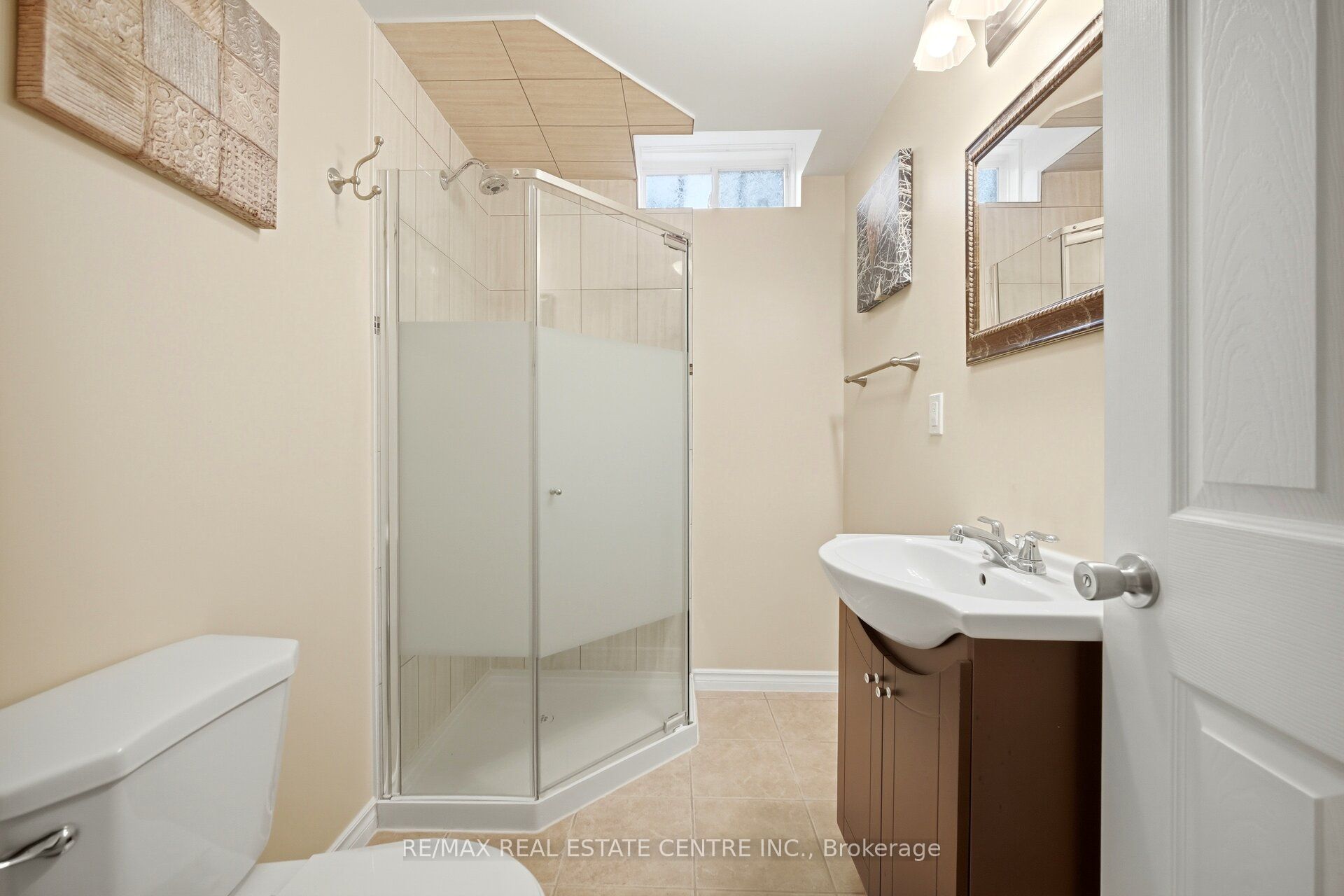 16 Gamson Crescent Property Photo 46