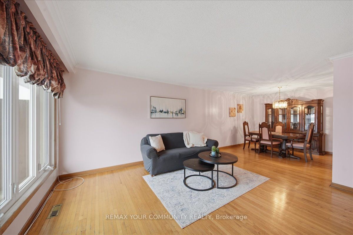 9 Hisey Crescent Property Photo 4