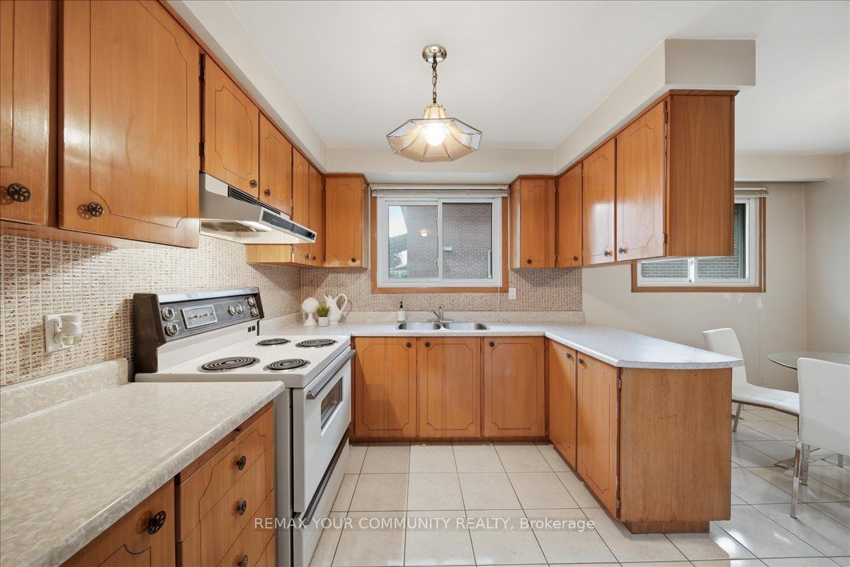 9 Hisey Crescent Property Photo 8