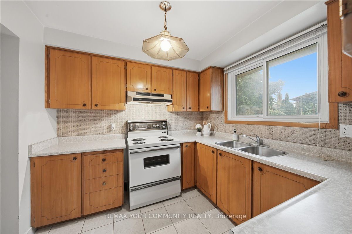 9 Hisey Crescent Property Photo 9