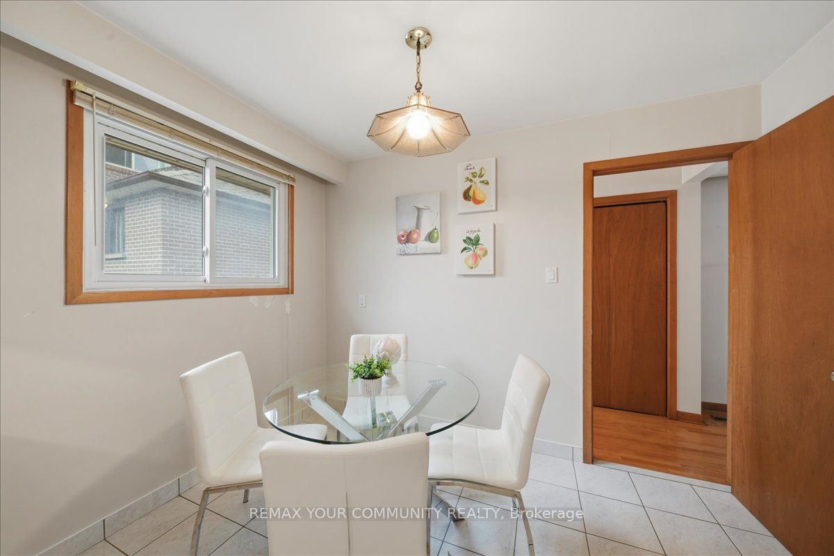 9 Hisey Crescent Property Photo 11