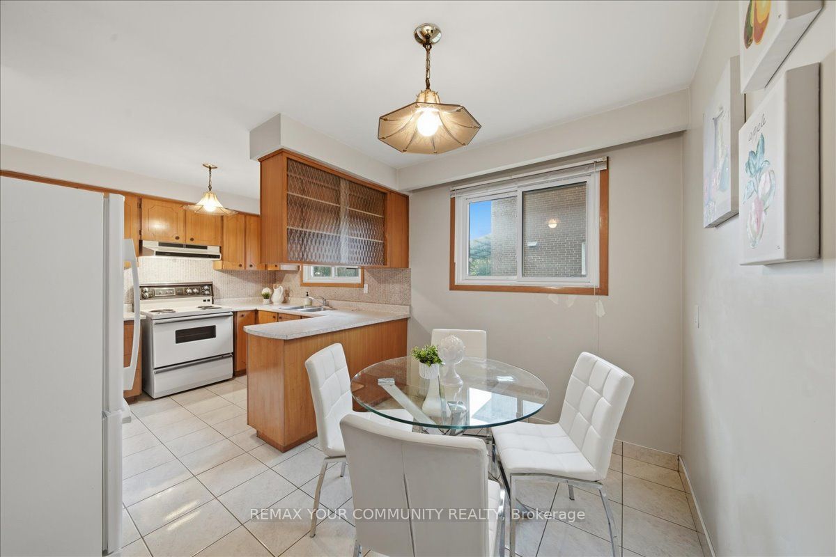 9 Hisey Crescent Property Photo 12