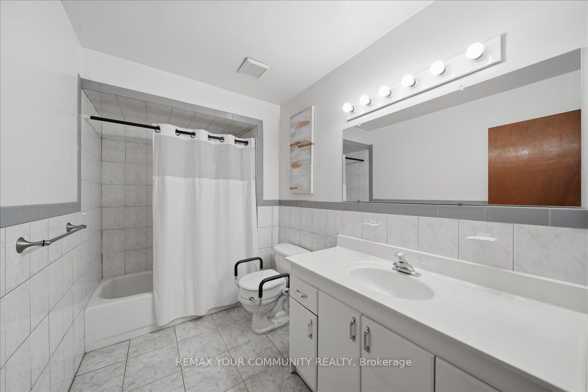 9 Hisey Crescent Property Photo 14