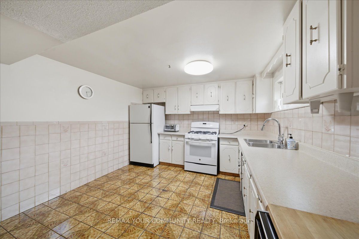 9 Hisey Crescent Property Photo 27