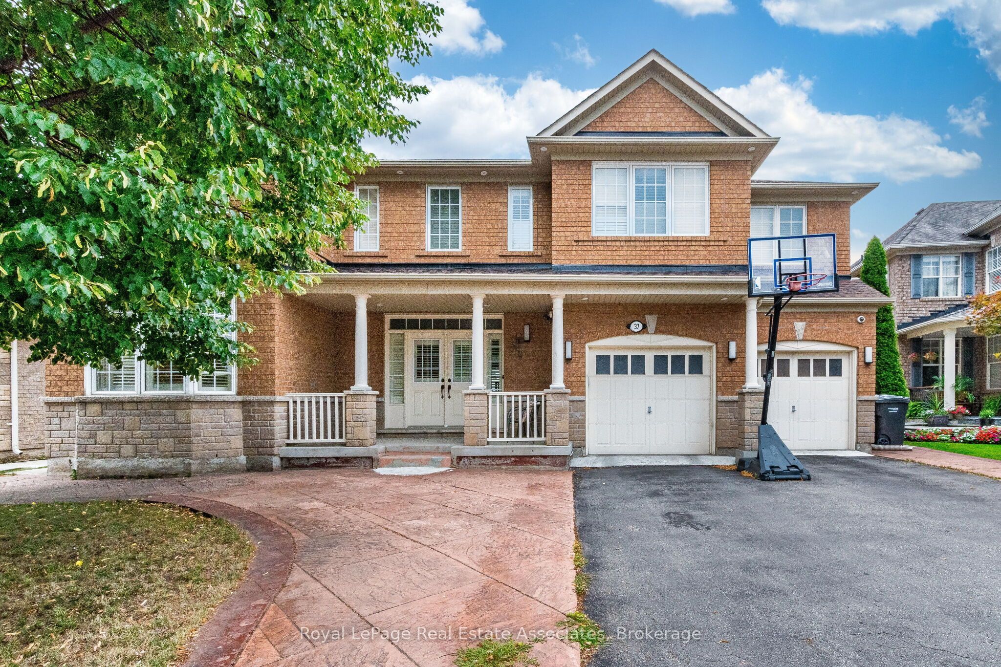 37 Latania Boulevard Property Photo 1