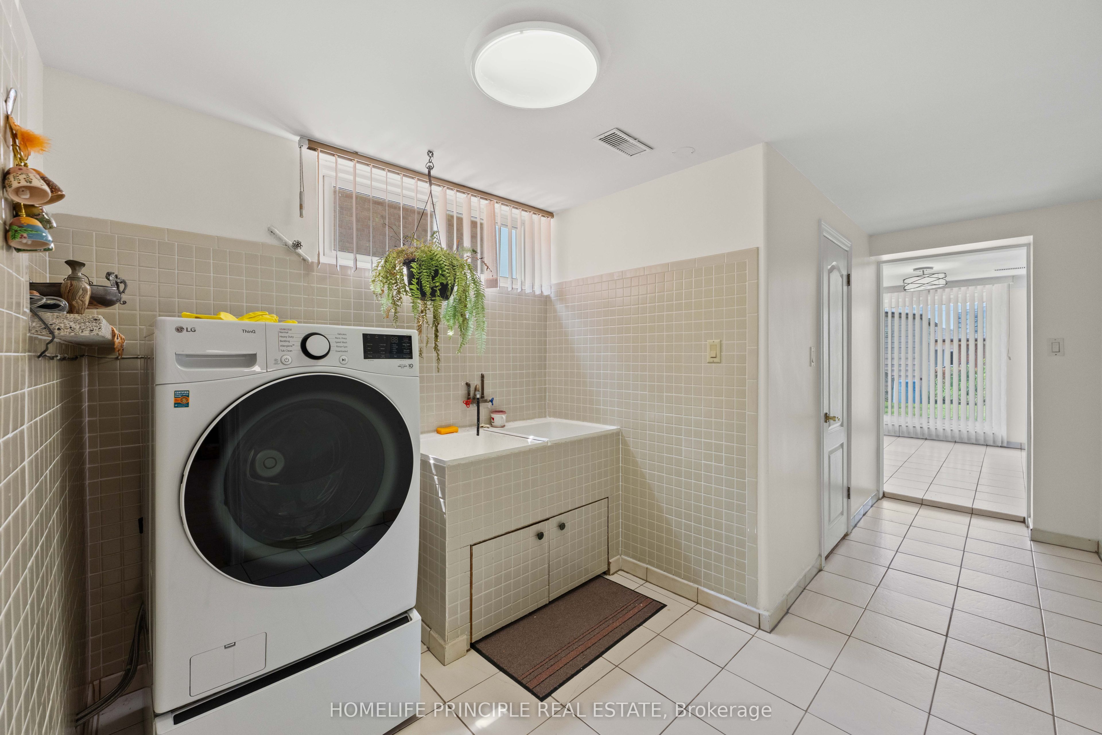 24 Whitbread Crescent Property Photo 23