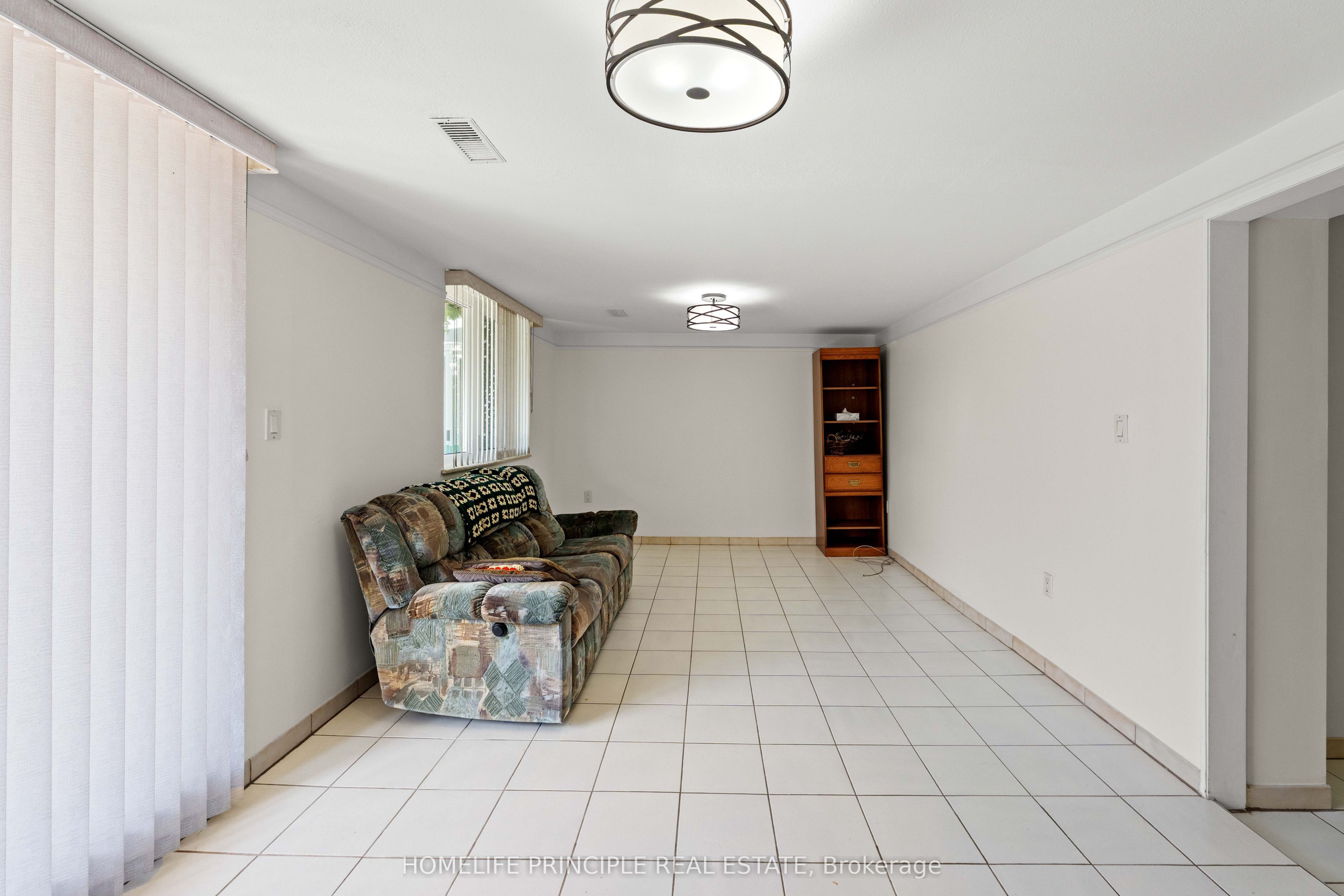 24 Whitbread Crescent Property Photo 24