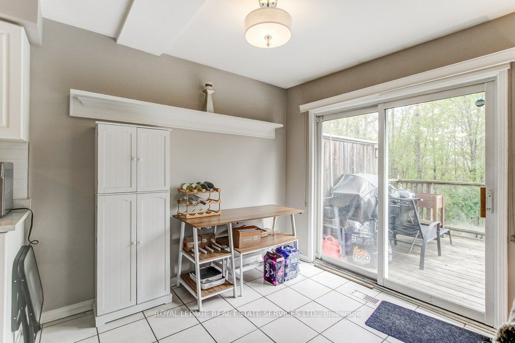 331 Ravineview Way Property Photo 14