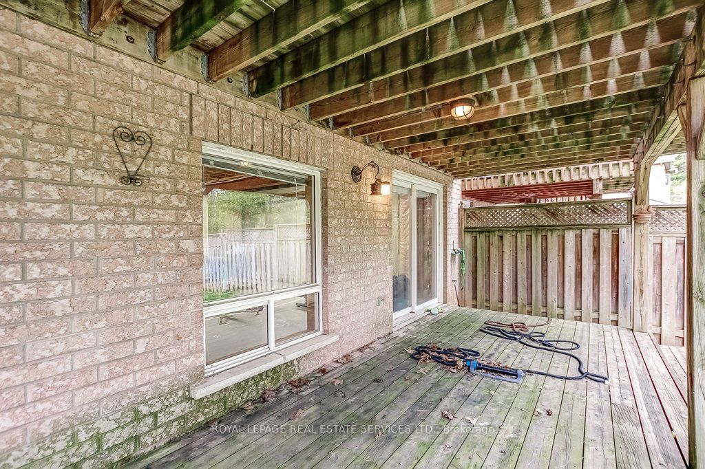 331 Ravineview Way Property Photo 32