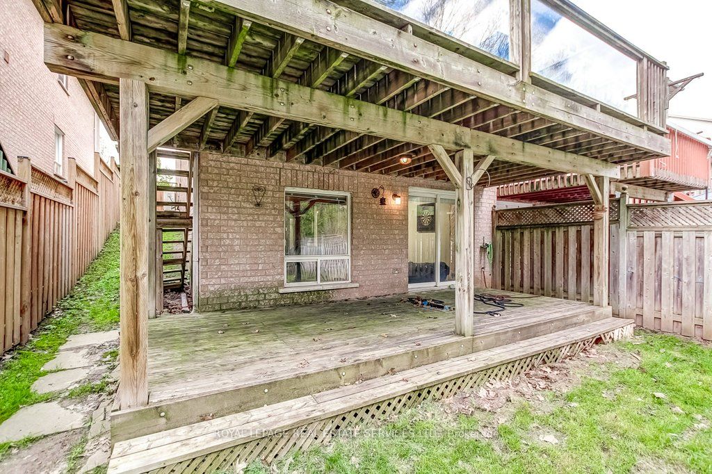 331 Ravineview Way Property Photo 33