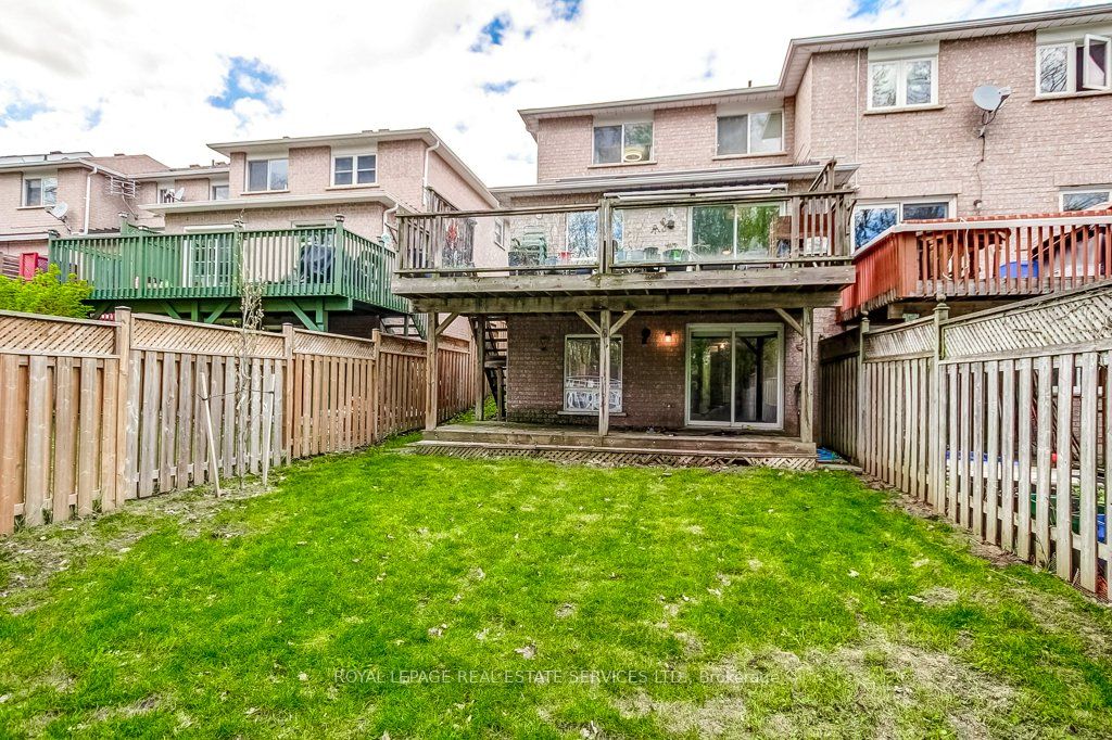 331 Ravineview Way Property Photo 36