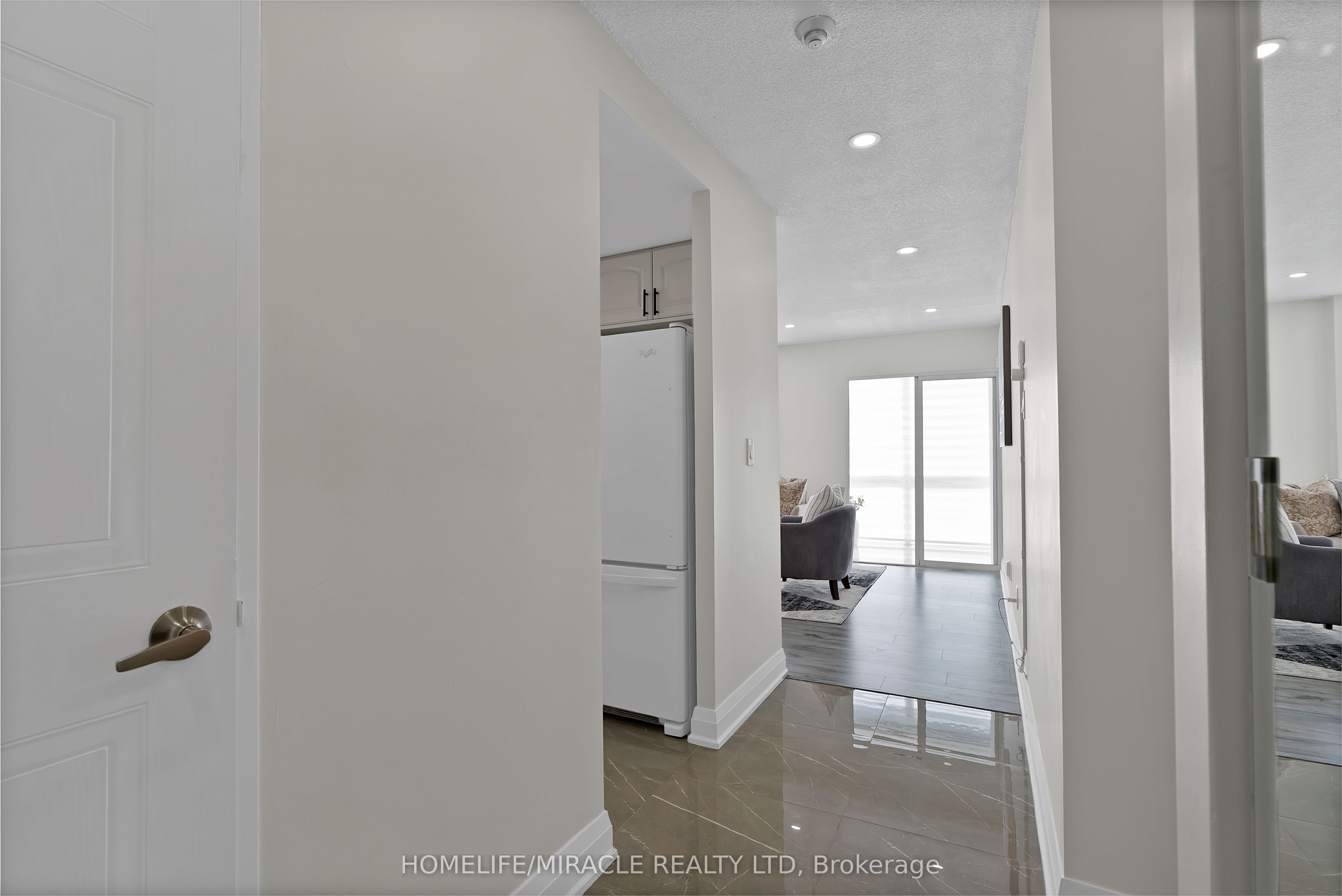 350 Webb Drive 112 Property Photo 3