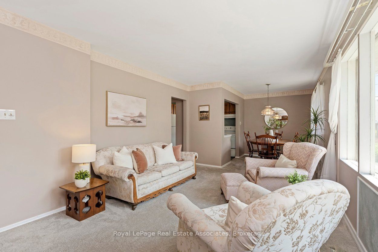 64 Mcintyre Crescent Property Photo 8