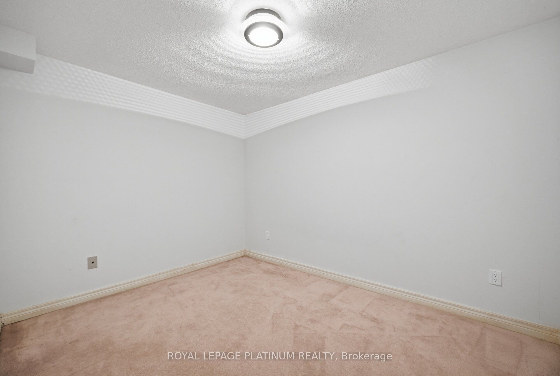 2542 Pollard Drive Property Photo 35