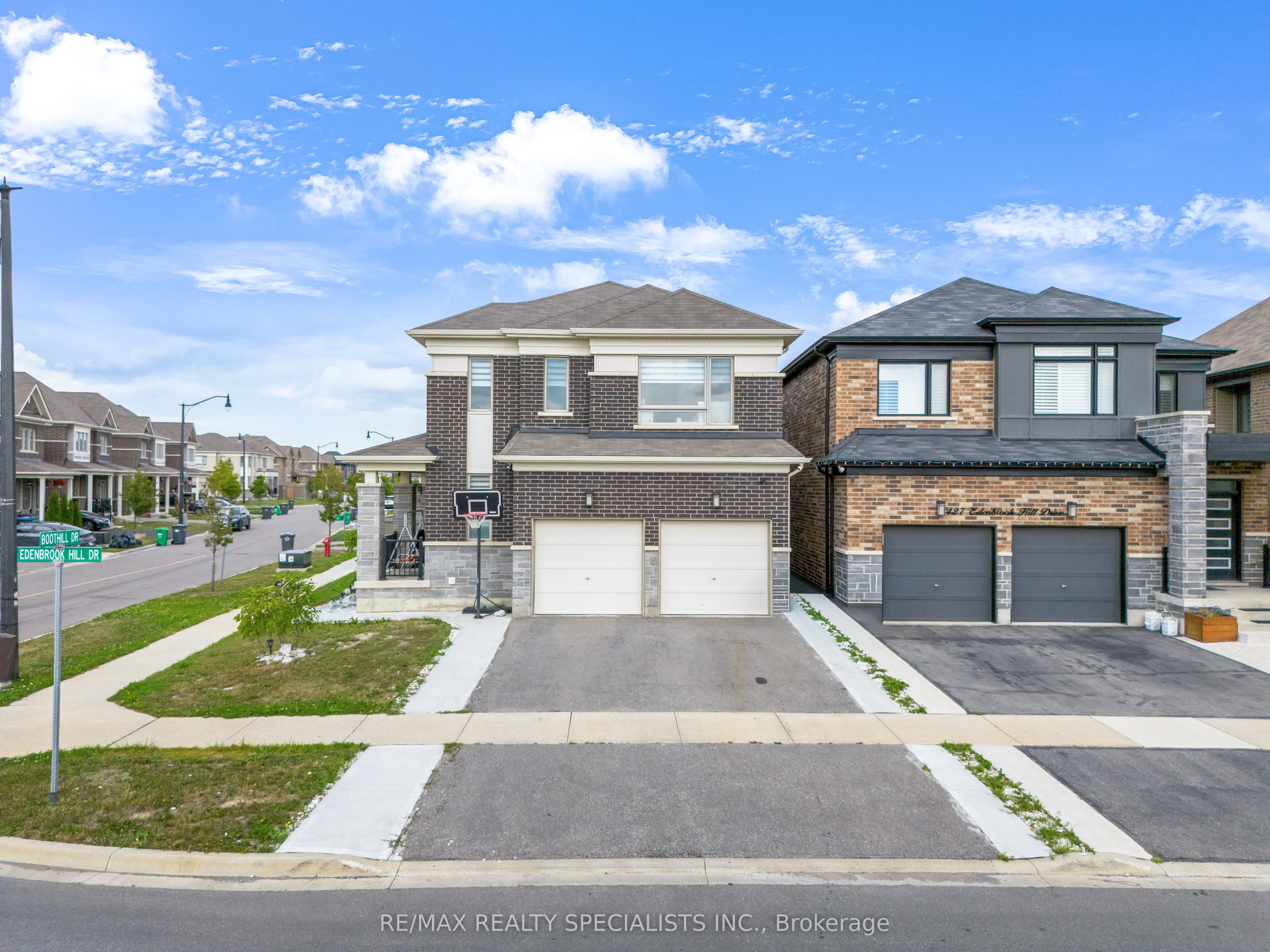 1 Boothill Drive Property Photo 1