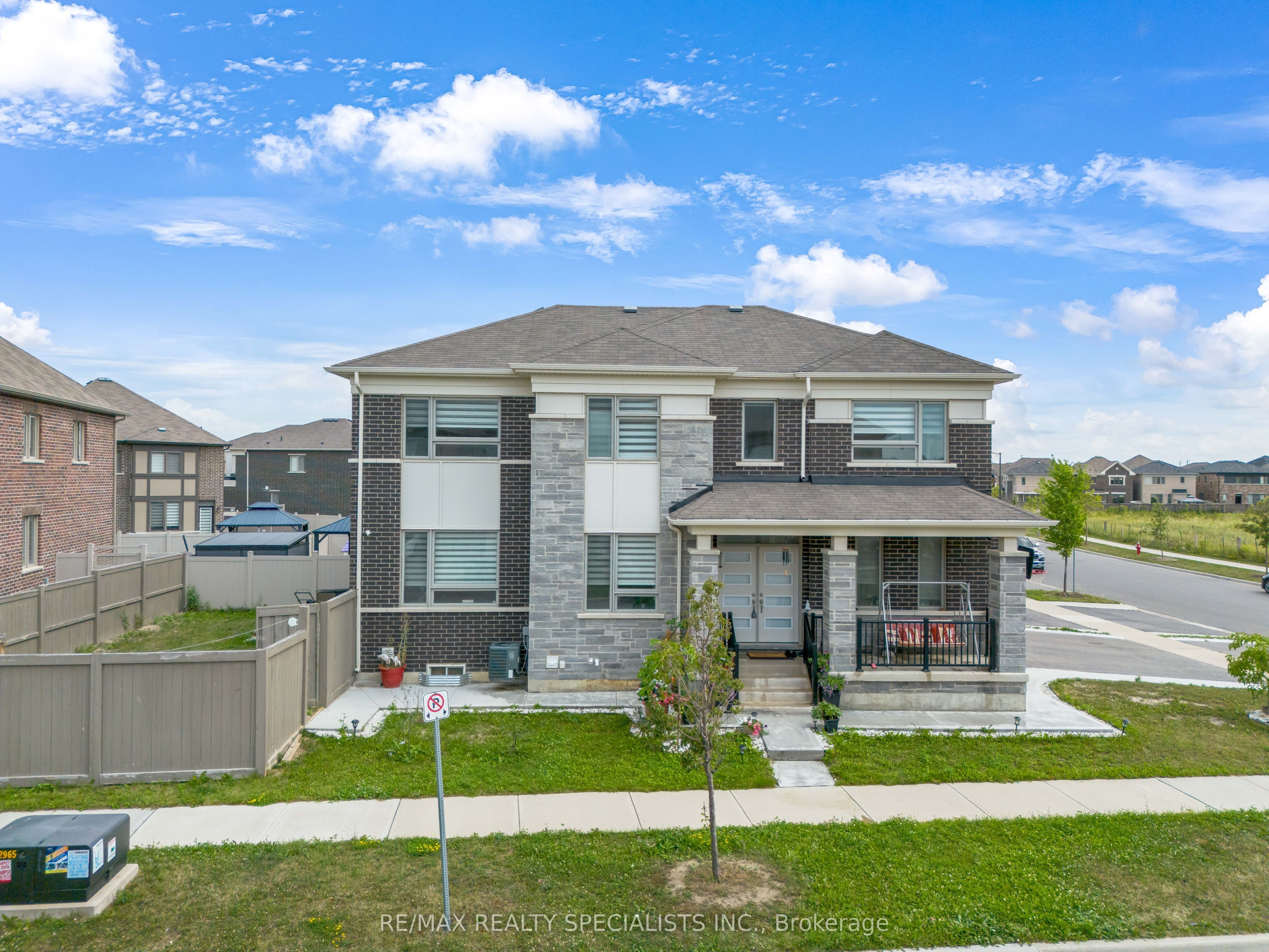 1 Boothill Drive Property Photo 2