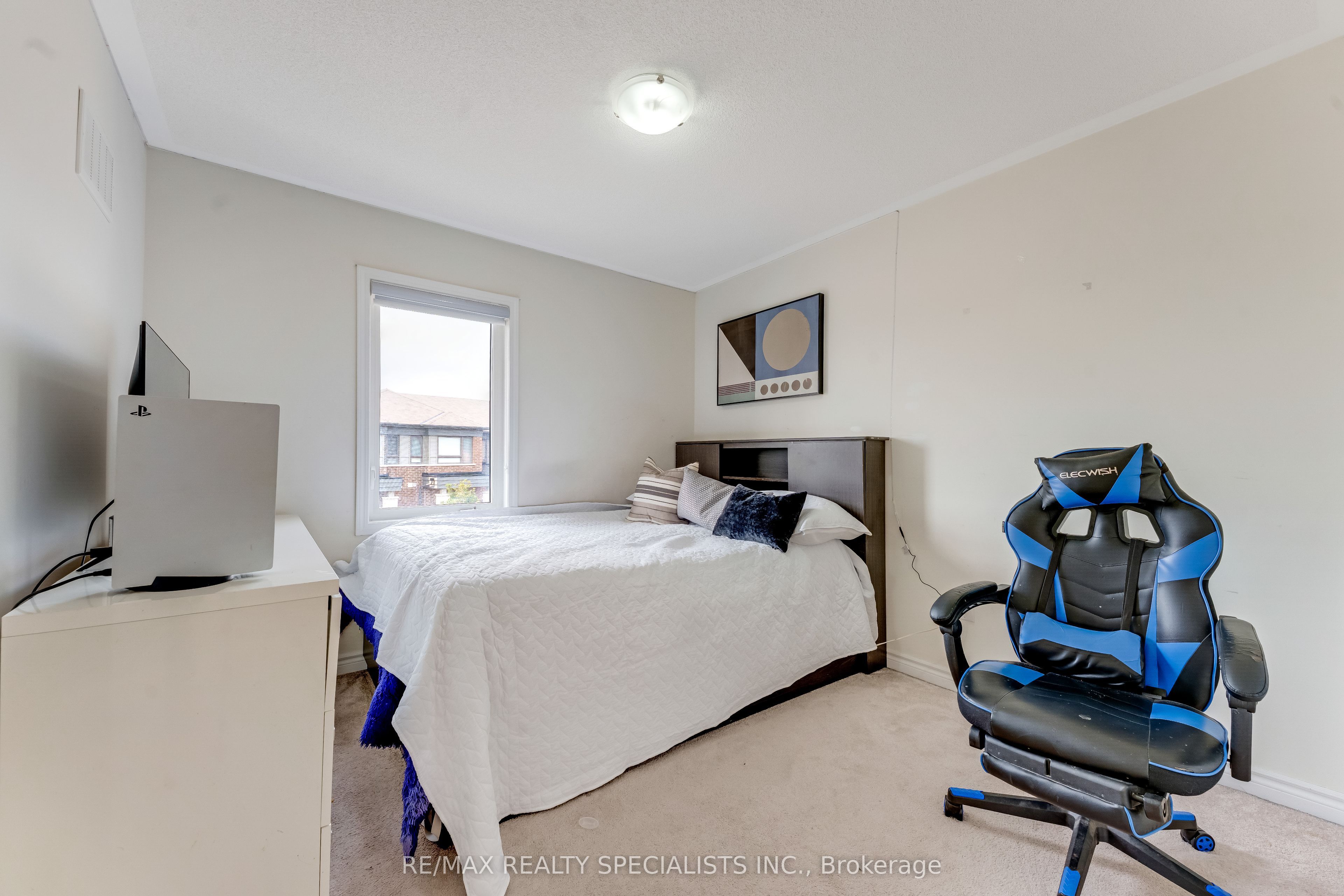 1 Boothill Drive Property Photo 21